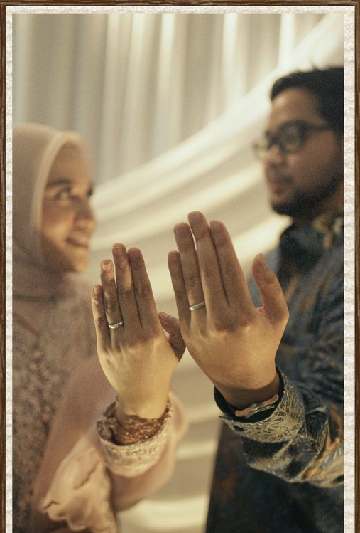 Aditya & Putri